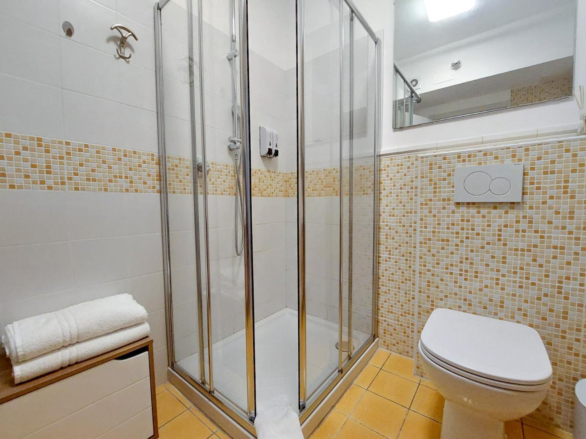 Myway Trieste Rooms Luaran gambar